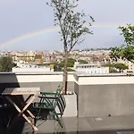 לינה וארוחת בוקר 5-rooms 4*